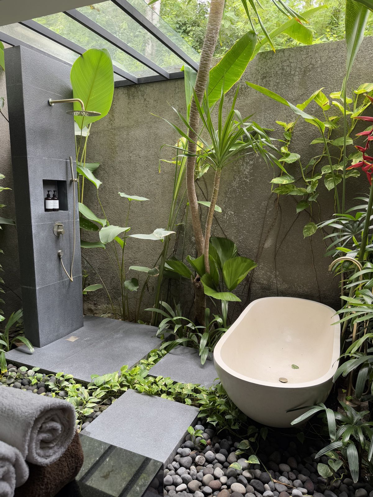 Is Terrazzo bathtub durable